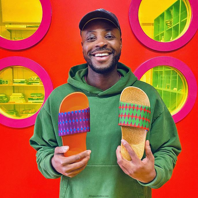 Men IQUSHION X YINKA ILORI Water-Resistant Slides Fitflop 882F211 Green/Fiery Red - Image 5