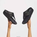 Women SHUV Leather Toe-Post Sandals Fitflop 882F148 All Black - Image 5