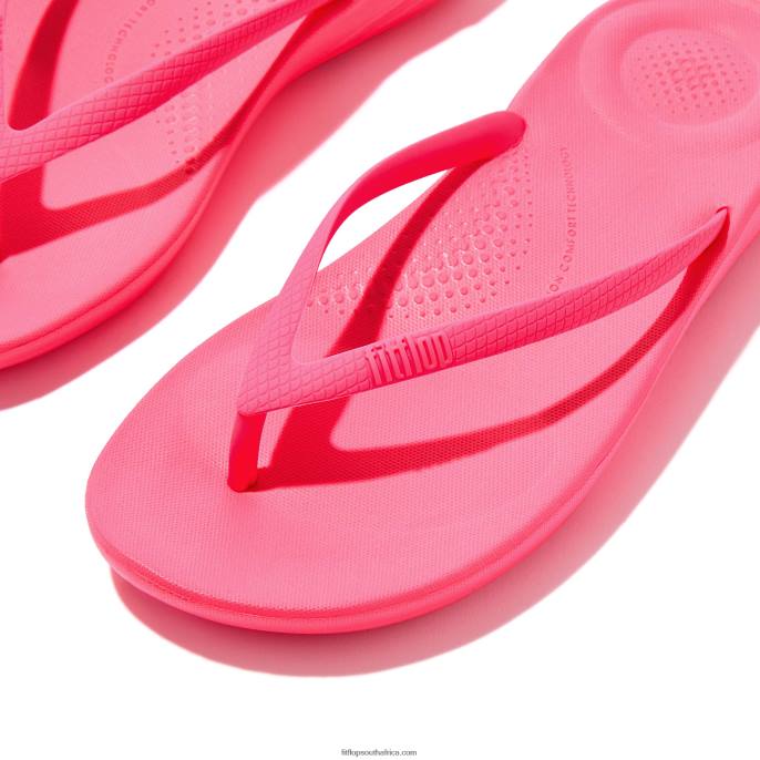 Women IQUSHION Ergonomic Flip Flops Fitflop 882F20 Pop Pink