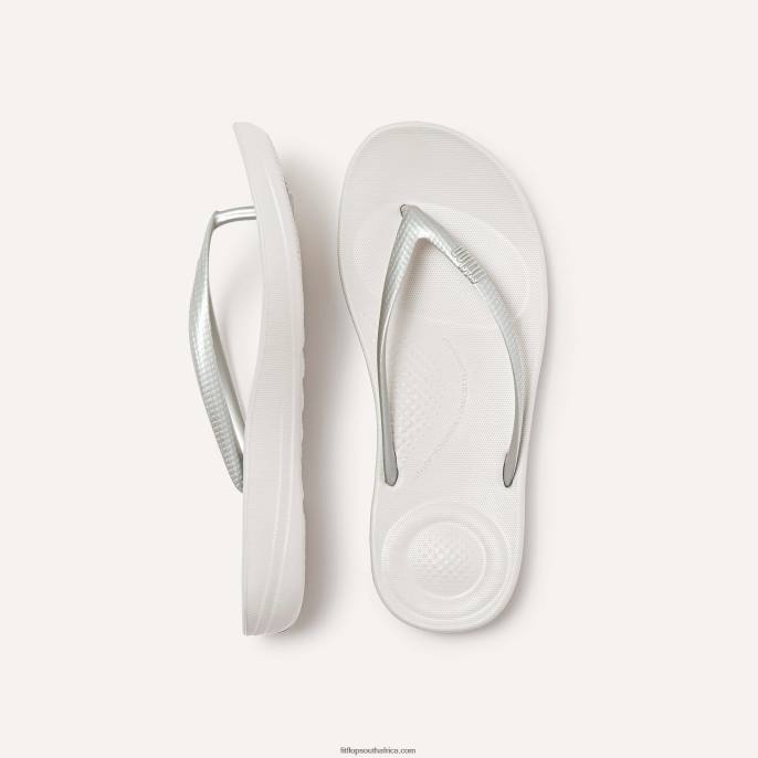 Women IQUSHION Ergonomic Flip Flops Fitflop 882F21 Silver