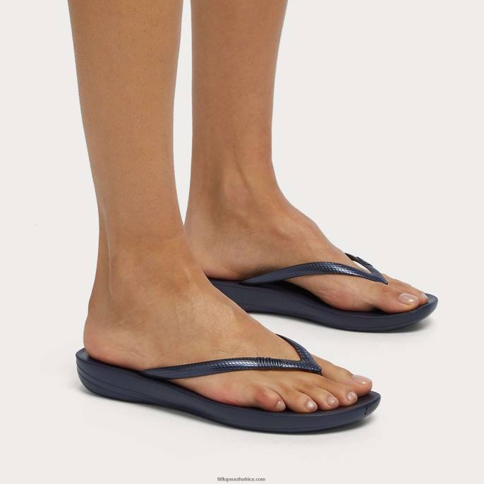 Women IQUSHION Ergonomic Flip Flops Fitflop 882F26 Midnight Navy