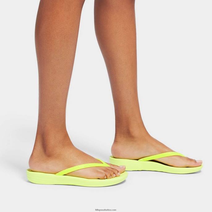 Women IQUSHION Sparkle Flip Flops Fitflop 882F15 Electric Yellow